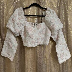 Forever 21 White Metallic Pink Puff Sleeve Regency Floral Jacquard Top M NWT
